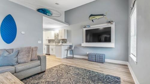 Blue Neptune at 5313 Sunset Avenue by Nautical Properties Vacation Rentals