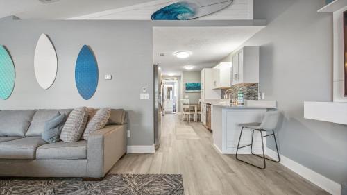 Blue Neptune at 5313 Sunset Avenue by Nautical Properties Vacation Rentals