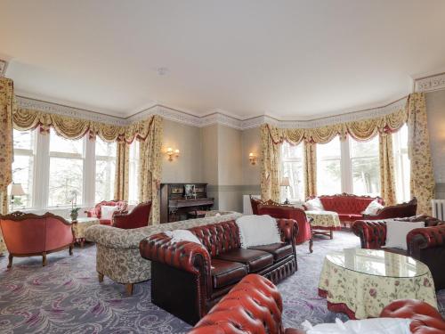 Зовнішній вигляд готелю, Ledgowan Lodge Hotel in Акнашін