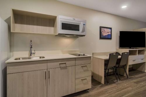 WoodSpring Suites Jacksonville Orange Park