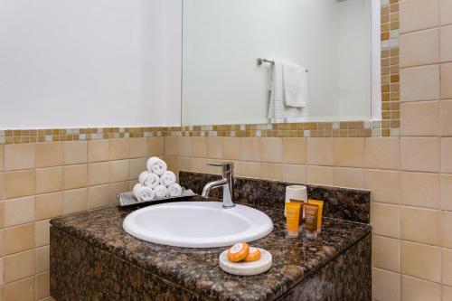 Elan Rimal Suites JBR Beach Sea View - image 10