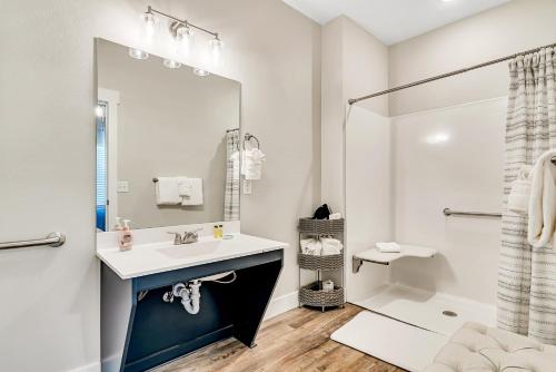 View Topia Vacation Home in Branson, USA