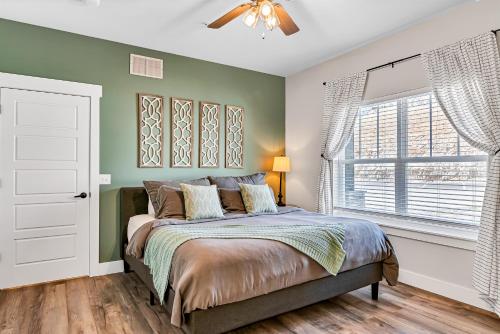 View Topia Vacation Home in Branson, USA