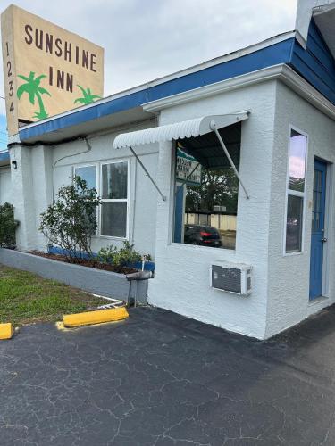 Sunshine Inn of Daytona Beach in Daytona Beach, USA