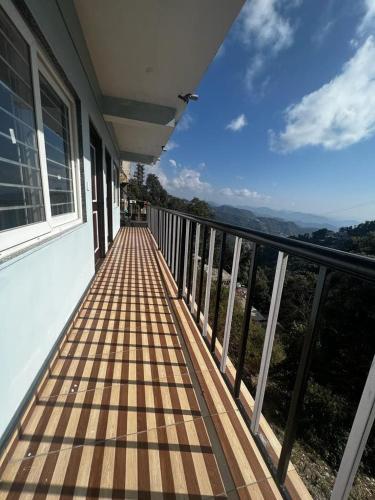100 stairs holiday home  in Sher Garhi