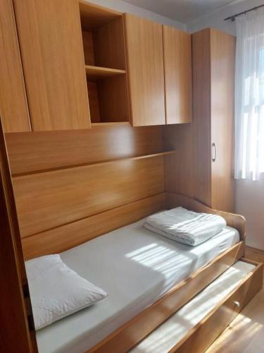 Two-Bedroom Apartment with Terrace image 10