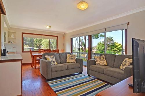 Crystal Waters Beach House - Belle Escapes Jervis Bay, Vincentia