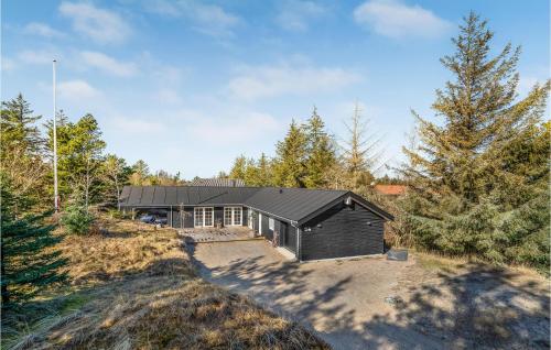  Beautiful Home In Blokhus With Wifi And 4 Bedrooms in Blokhus