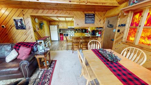 Standing Bear Lodge - image 11