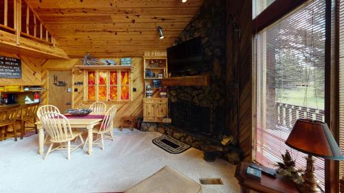 Standing Bear Lodge - image 12