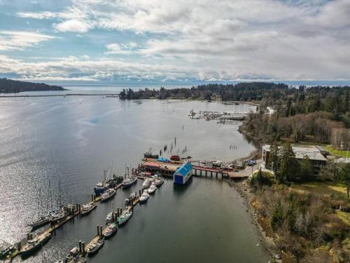 Waterfront - Serene Beauty of Sooke