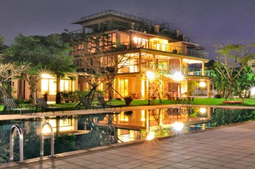 德隆行館 in Yuanshan Township