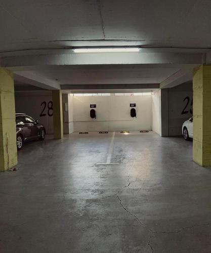 City Hotel - image 5