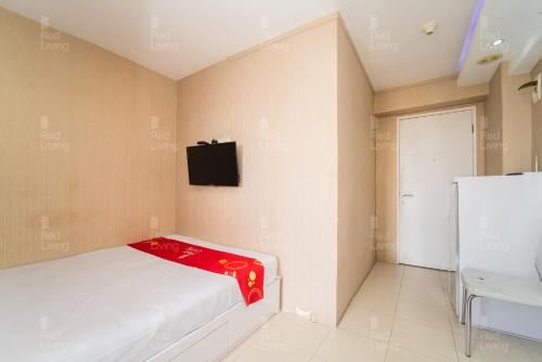 RedLiving Apartemen Bassura City - Gracefull Rooms Tower Dahlia