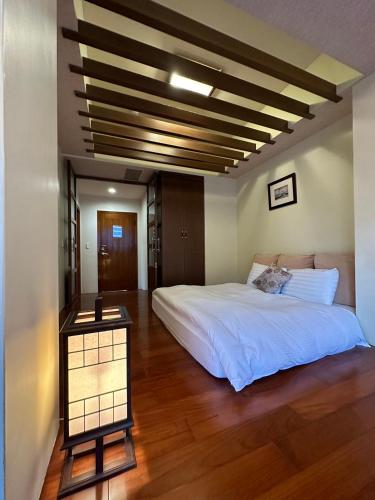 德隆行館 in Yuanshan Township