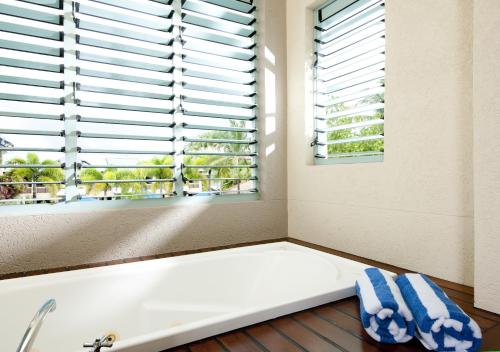 Facilities, Mantra in the Village Port Douglas in Port Douglas