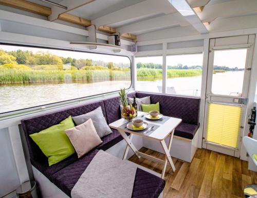Hausboot FIONA im Yachthafen Berlin-Schmöckwitz auf der Spree und dem Müggelsee von Anfang April bis Ende Oktober, Berlin (zdjęcie 7)