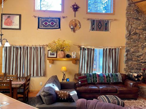 Casa De Cerezas In The Upper Valley With High Speed Wifi detail
