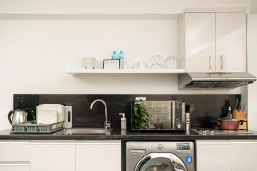 Brassbell l By the Pyramids Room Type - One-Bedroom Apartment