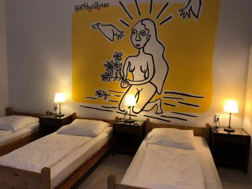 Die Fabrik - Hostel Room Type - Bed in 6-Bed Female Dormitory Room