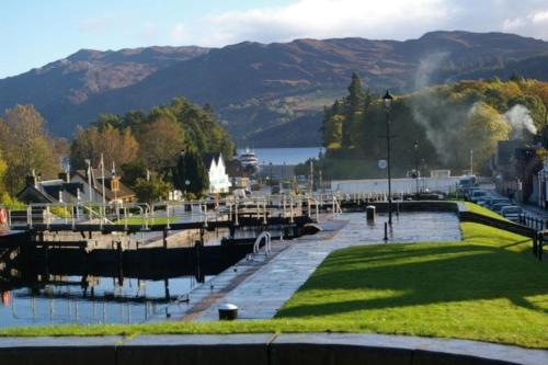 Loch Ness Gate House