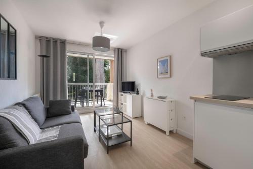 Apartment image 10