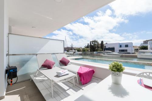 Balcony/terrace, Apart-rent Apartamento Av Platja Santa Margarita 2010 in Roses