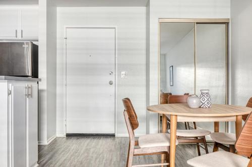 Facilities, Sherman Oaks 1BR nr WF TJ nr Ventura Blvd LAX-538 in Sherman Oaks