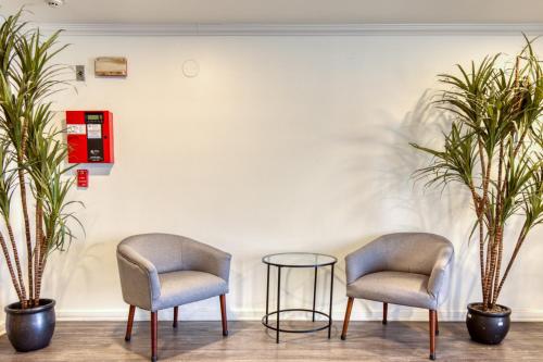 Facilities, Sherman Oaks 1BR nr WF TJ nr Ventura Blvd LAX-538 in Sherman Oaks