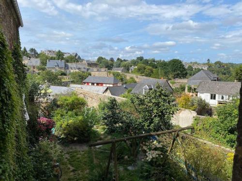 Kilátás, Appartement en plein cœur historique de Dinan in Dinan
