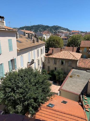 Cannes Centre - 500m Palais de Festival - Banane