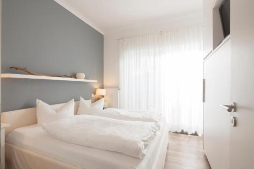 Two-Bedroom Apartment image 9