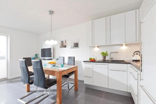 Friedrichstr 28 Fewo 4 - image 2