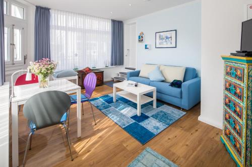 Two-Bedroom Apartment image 6