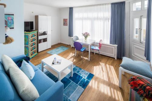 Two-Bedroom Apartment image 7
