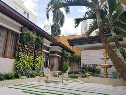 Adria Residences - Emerald Garden - 2 Bedroom Unit for 4 person in Manila