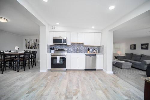 Fully Renovated house 10 min to Mayo Clinic in Jacksonville, USA