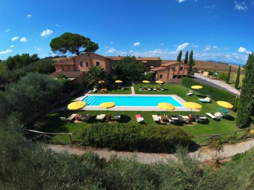  Apartment near Lake Trasimeno with Pool in Castiglione del Lago