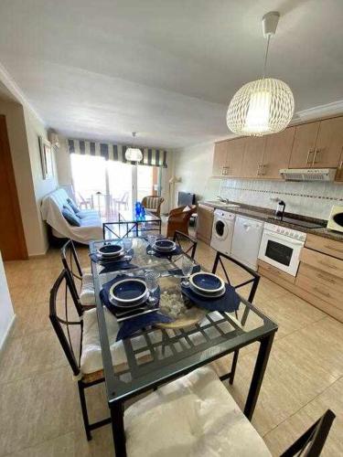 Directo a la playa con vistas del mar