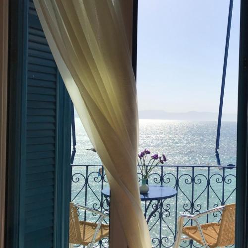Twin Room with Sea View