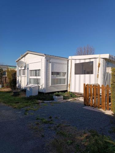 Mobil home 2 chambres 4 personnes