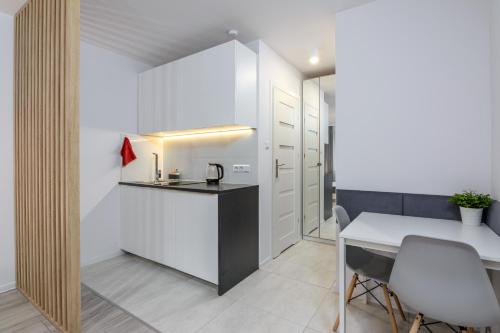 Andersena Modern B - 10 min CMKP - 5 min Metro - 15 min Center, Varšava (fotografie 3)