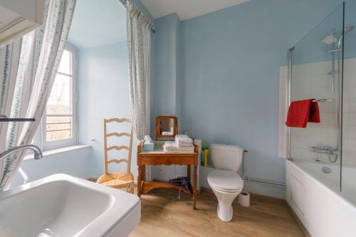 ห้องน้ำ, Château des Grèzes (Chateau des Grezes) in แซงต์ เนกแตร์