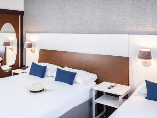 Ibis Styles A Coruna - image 8