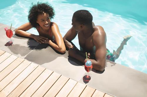 منظر, Serene, luxury golf resort in أكرا