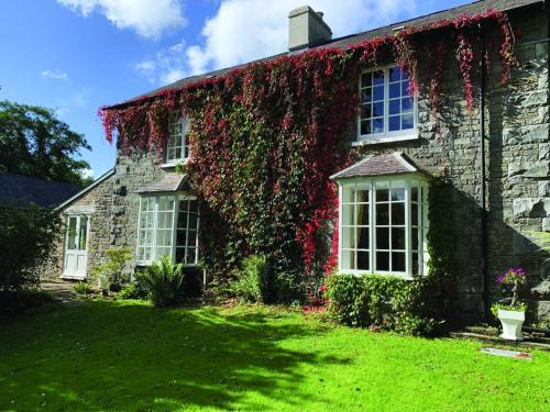 Pontyclerc Farm House Bed and Breakfast