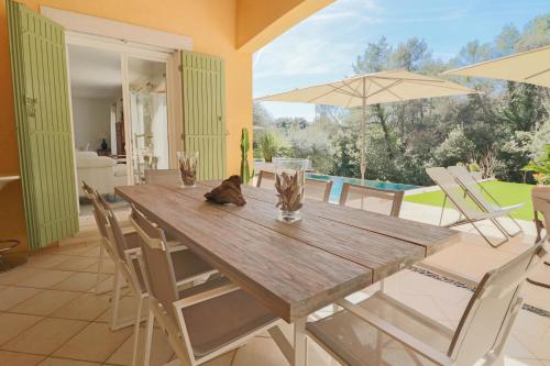 Balcony/terrace, VILLA DES COLLINES - Absolute calm at 10' from the center in Trois Moulins