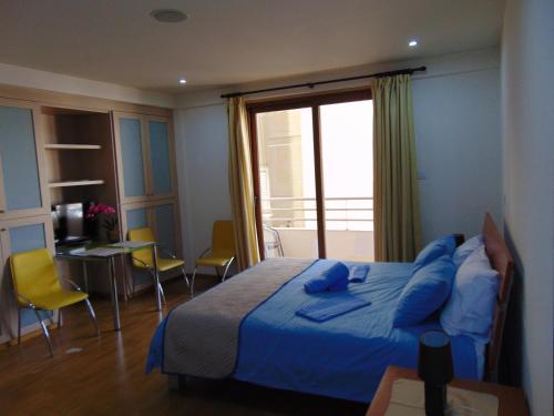 Ithaki Phinikoudes Apartment No. 107 Larnaka 