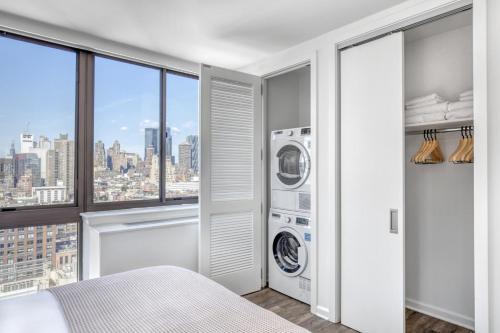 Midtown W 2BR w Gym WD nr Times Sq NYC-898, New York (photo 10)