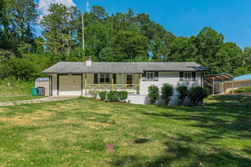 Udvendig, Charming Modern Home in Snellville (GA)
